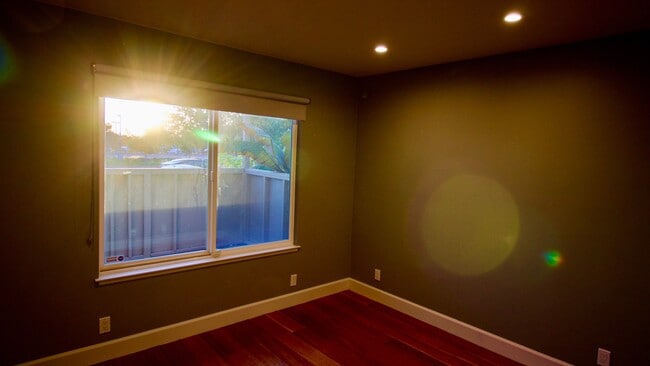 Photo - 769 Foster City Blvd