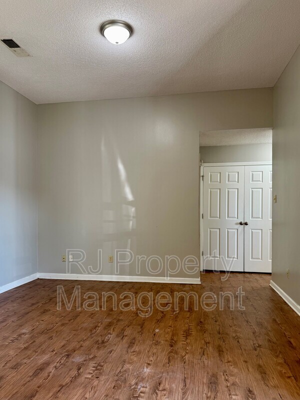 Photo - 4369 Pecan Creek Cir S