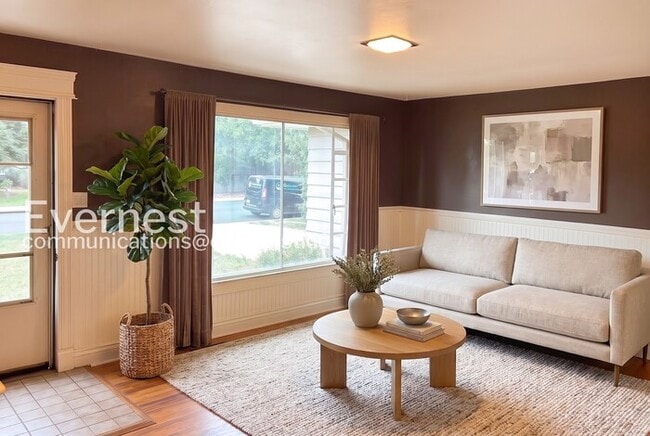 Photo - 104 Princeton Rd