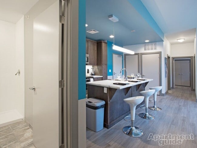 Photo - 1243 E Cherry St Unidad 104C