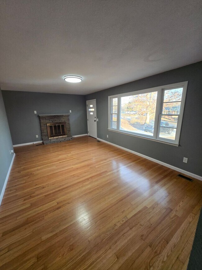 Photo - Charming 3-Bedroom, 2-Bathroom Brick Home for Rent
