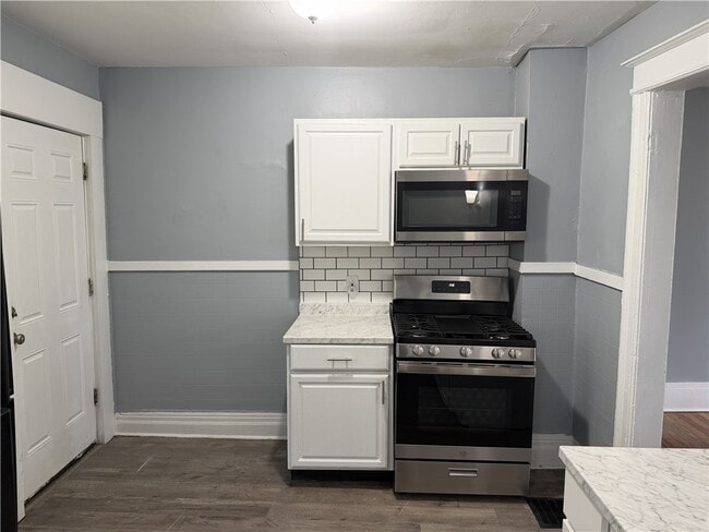 Photo - 161 S Union St