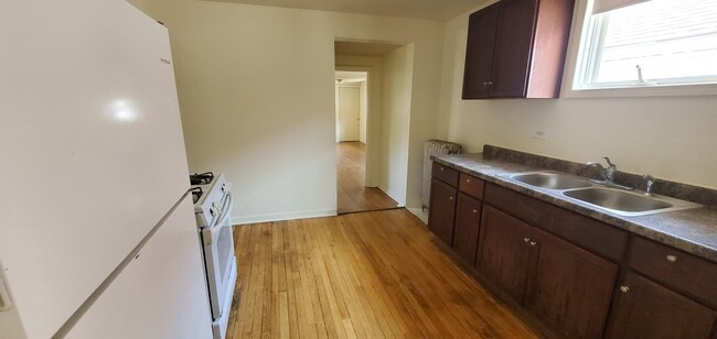 Photo - 1631 Buena Vista Ave