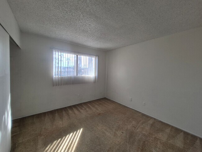 Photo - Virginia Manor