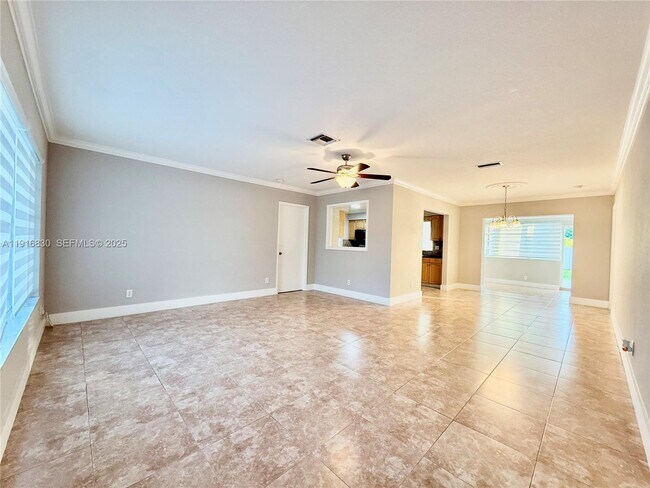 Photo - 216 SE 5th St