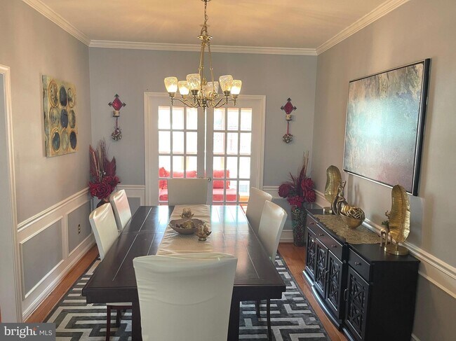 Photo - 47402 Darkhollow Falls Ter