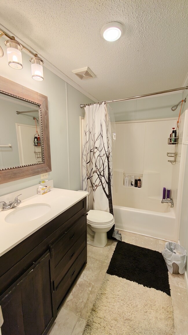 Photo - 3738 Vickery Dr Unit Room for rent maiden nc
