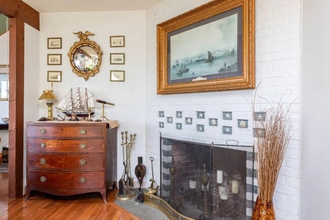 Fireplace at front entry - 6 Crowninshield Rd