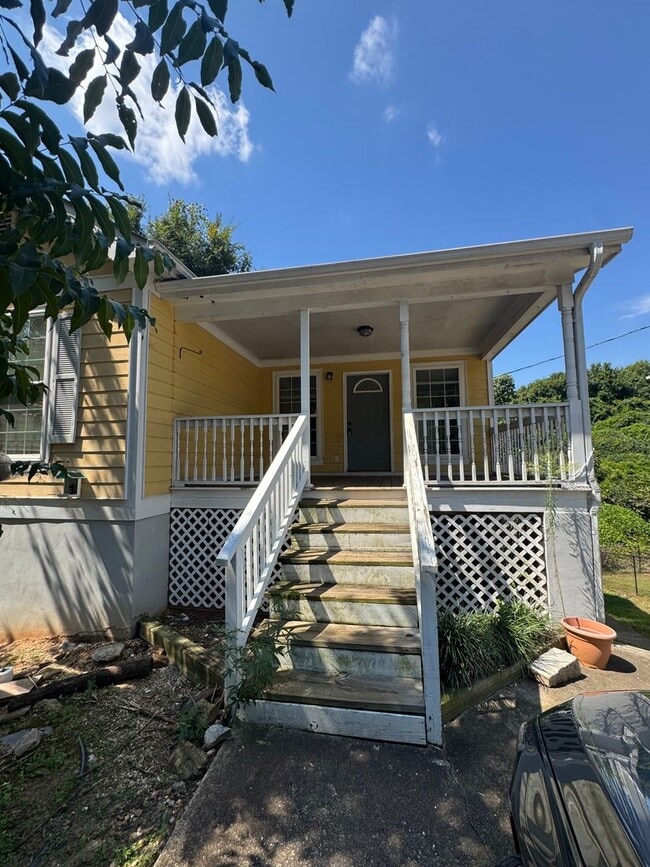 Building Photo - 189 Marlin St