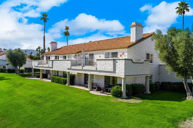 Photo - 270 Vista Royale Cir E