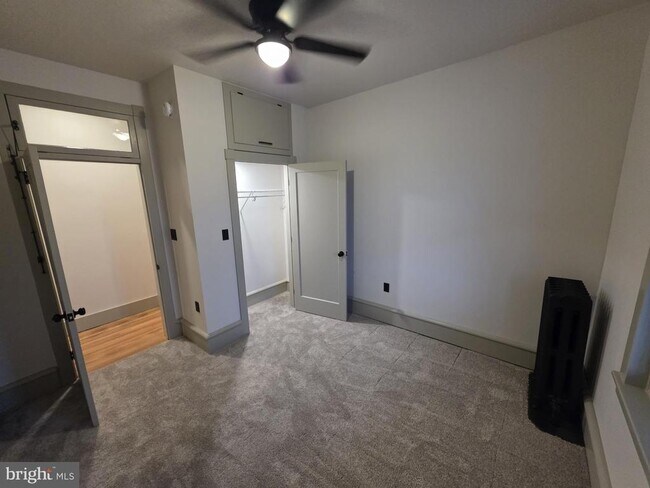 Photo - 434 S Fourth St