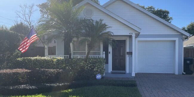 426 E Harding St - 426 E Harding St