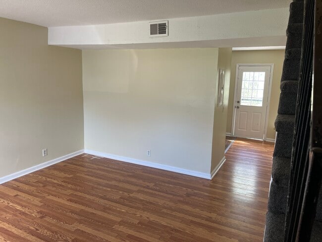 Photo - 3617 Willow Creek Ct