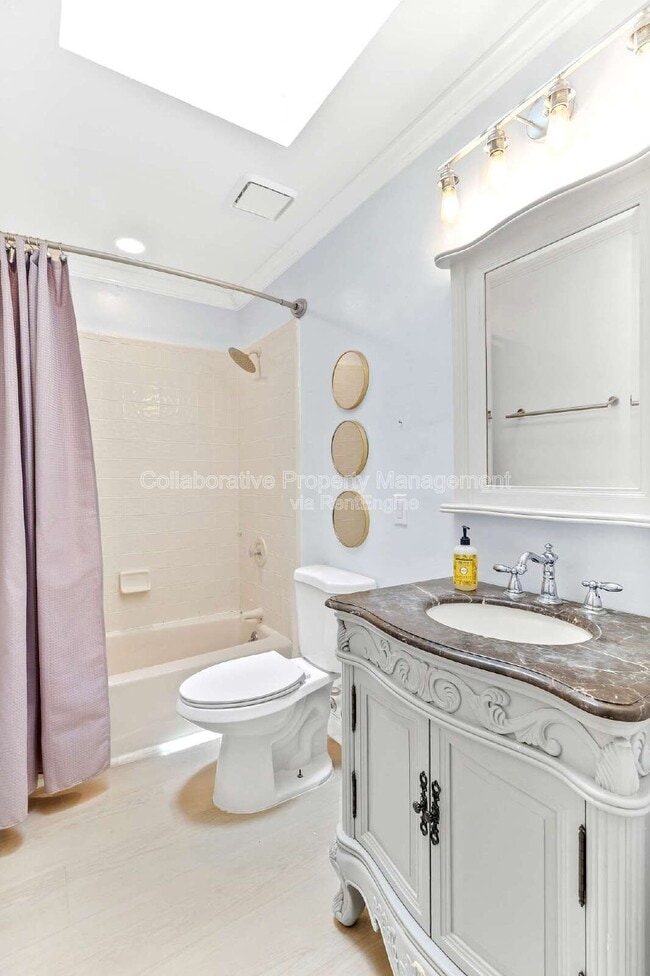 Photo - 200 Hermitage Dr
