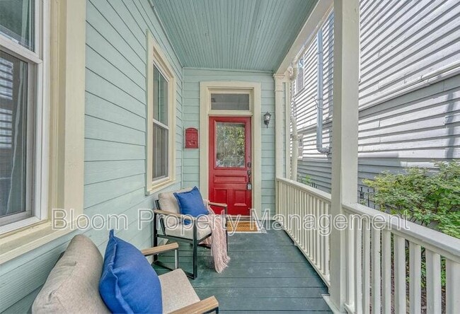 Photo - 169 Fishburne St