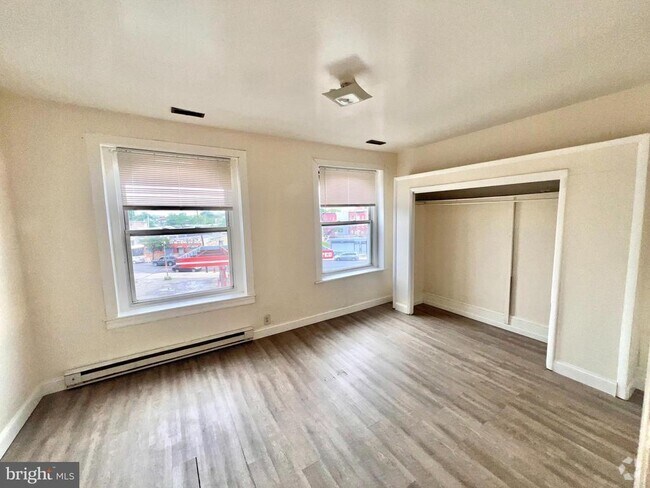 Building Photo - 2316 Cecil B. Moore Ave Unit FRONT Rental