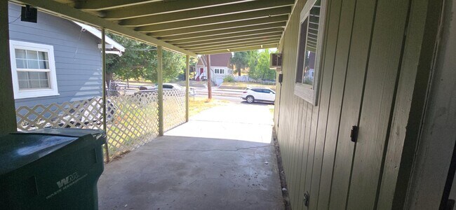 Photo - 1219 California Ave