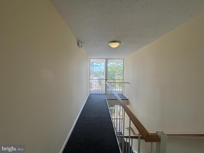 Building Photo - 3115 Patrick Henry Dr Unit 531 Rental