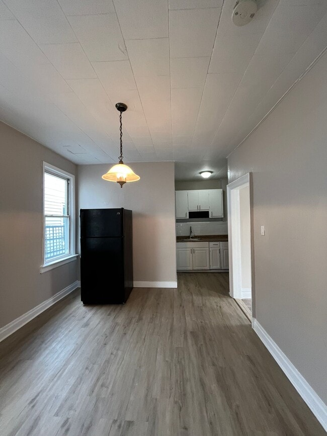 Photo - 244 Duncan Ave Unit 6