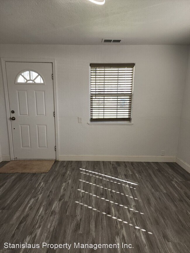 3 br, 1 bath House 424 E. Coolidge Ave Rental House Rental in