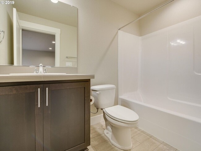 Photo - Even01 - Jersey Unit #B