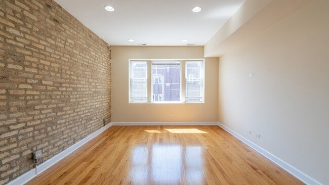 Photo - 4609 N Kimball Ave Unit 3N