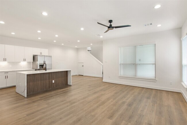 Photo - 2761 Sunny Briar Dr