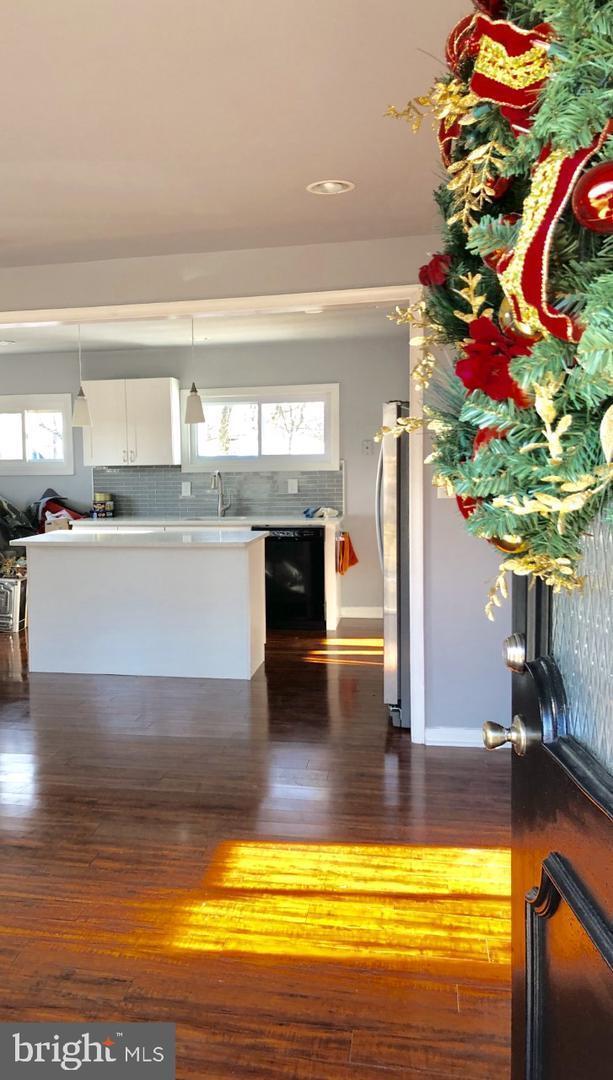 Photo - 7896 Cheverly Ln