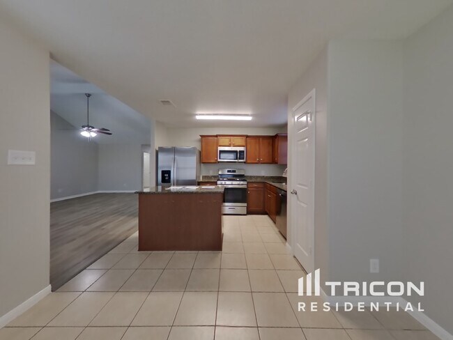 Photo - 1003 Marigold Rd House