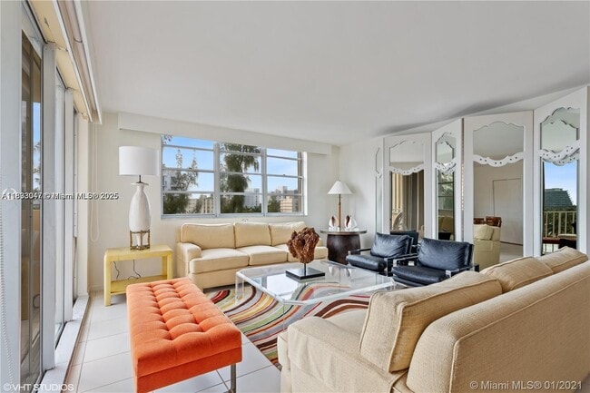Photo - 9341 E Bay Harbor Dr Unit 6D