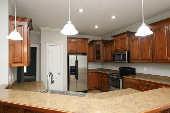 Photo - 4312 Wisteria Ln