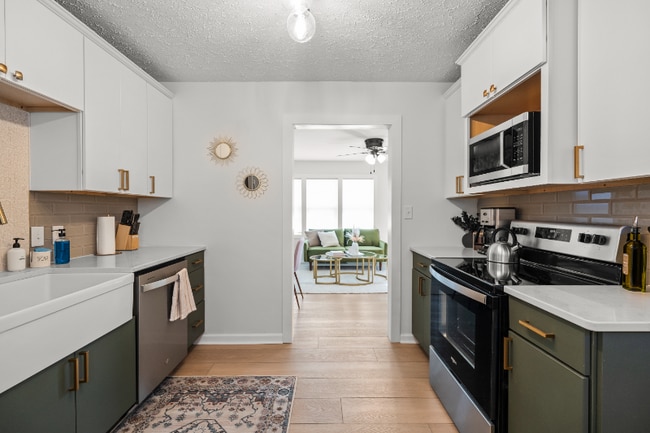 Photo - 615 S Brown Ave