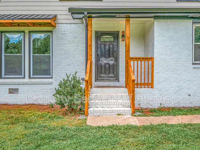 Photo - 4505 Myrtle Hill Rd NE