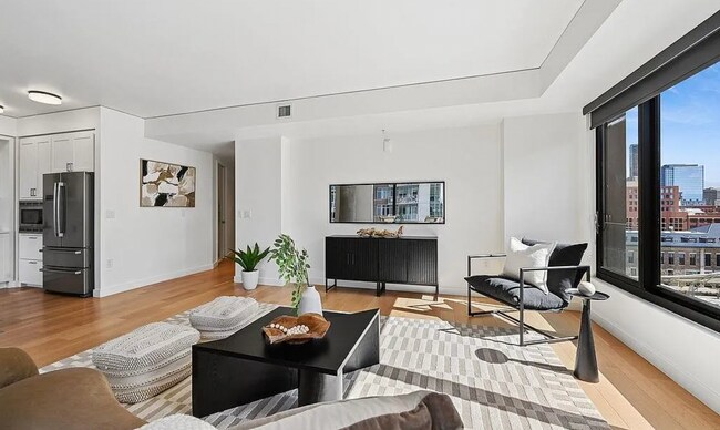 Photo - 1750 Wewatta St Unit 813
