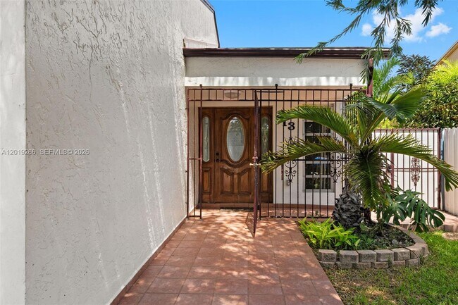 Photo - 13 SW 97th Pl