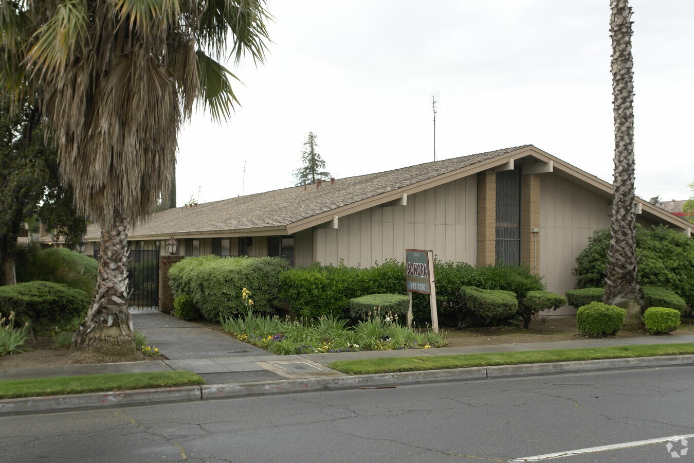Sonora Apartments - Sonora Apartments