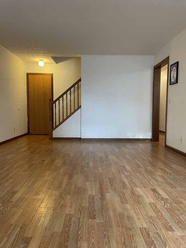 Photo - 90 N Lancaster St