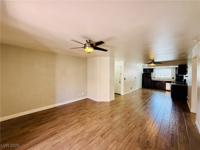 Building Photo - 2750 S Durango Dr Unit 2010