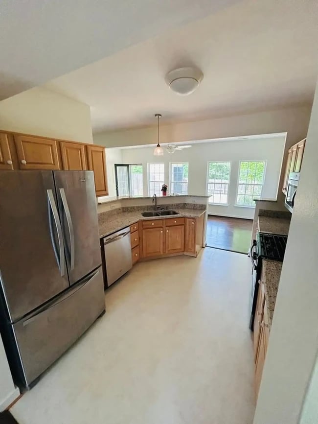 Photo - 3209 Friars Walk Ln