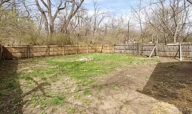 Photo - 1621 Linnbrook Dr