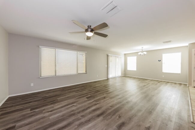 Photo - 11633 N 165th Ln