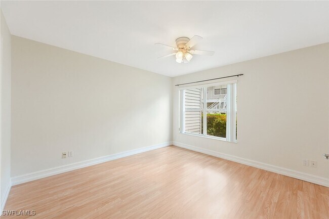 Photo - 1933 Courtyard Way Unit D-103