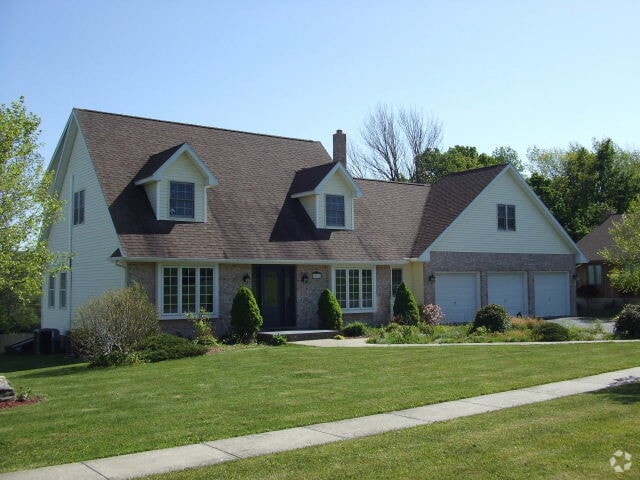 Building Photo - 911 Clearview Rd Rental