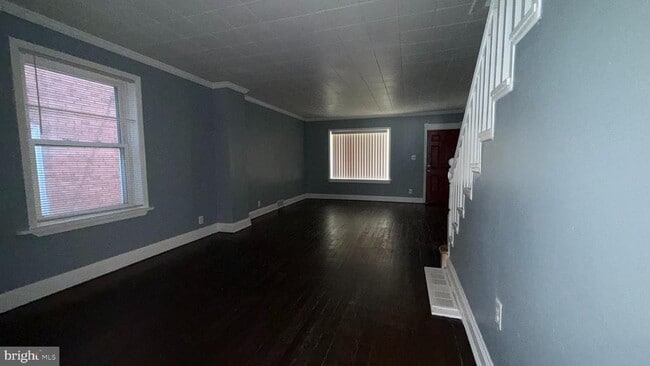 Building Photo - 339 Charles St