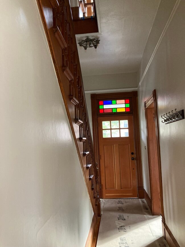 Photo - 2321 Kulshan St