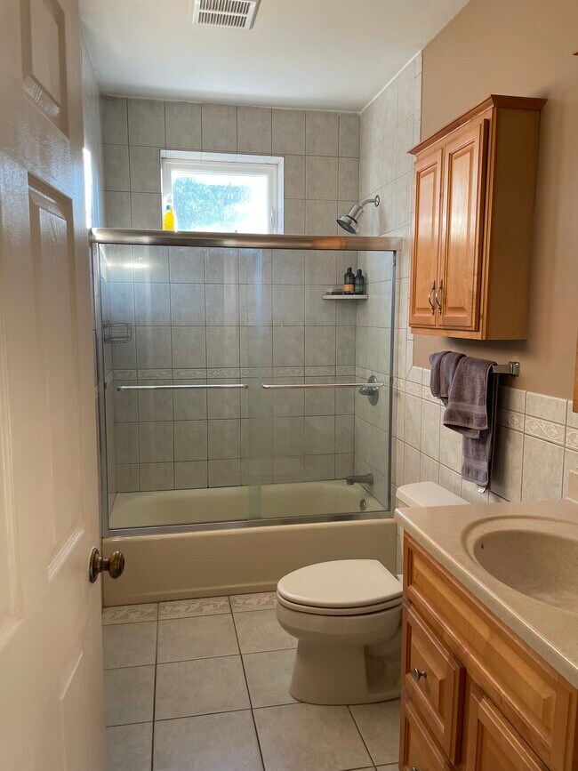 Photo - 212 W Wayne Ave Unit Fully Furnished Apartment