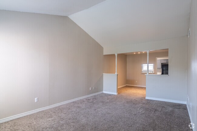 2HAB, 2BA - 990 Ft² - Aero On Upper Bay