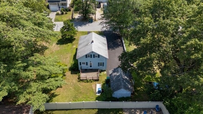 9 Harriett Ave