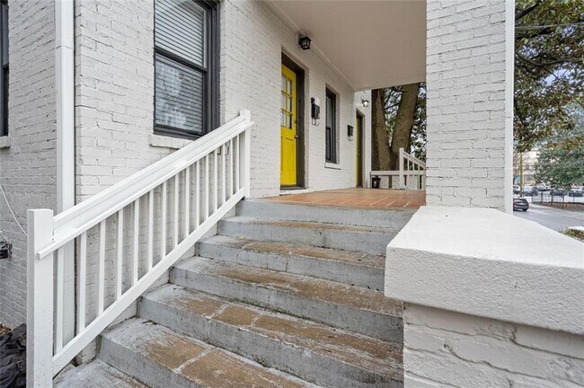 Photo - 1225 Euclid Ave NE