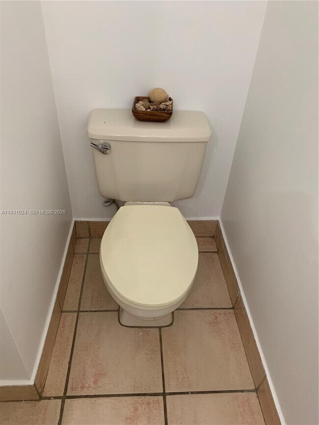 Photo - 3441 Torremolinos Ave